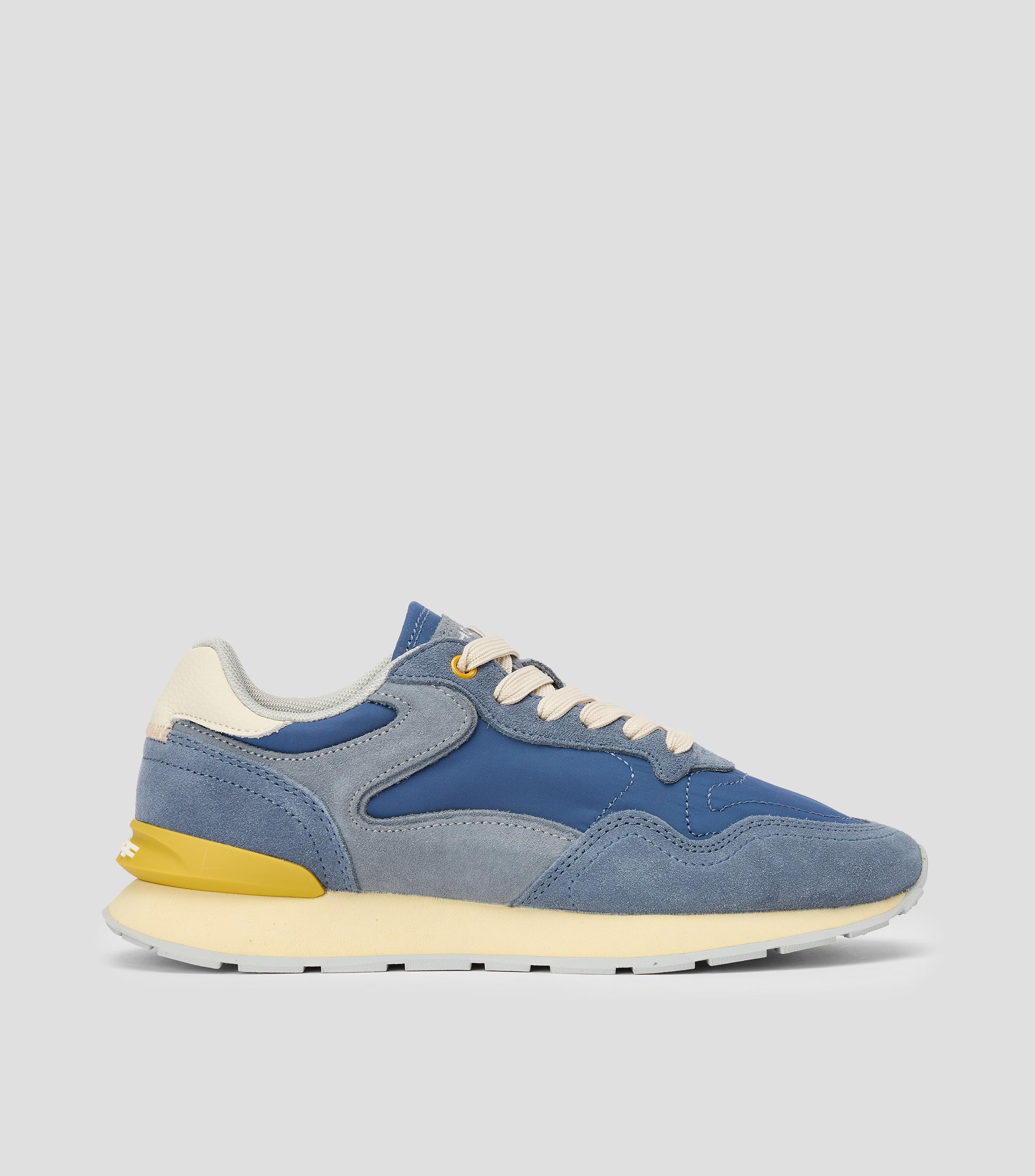 Tenis casuales City Retro en piel Mujer